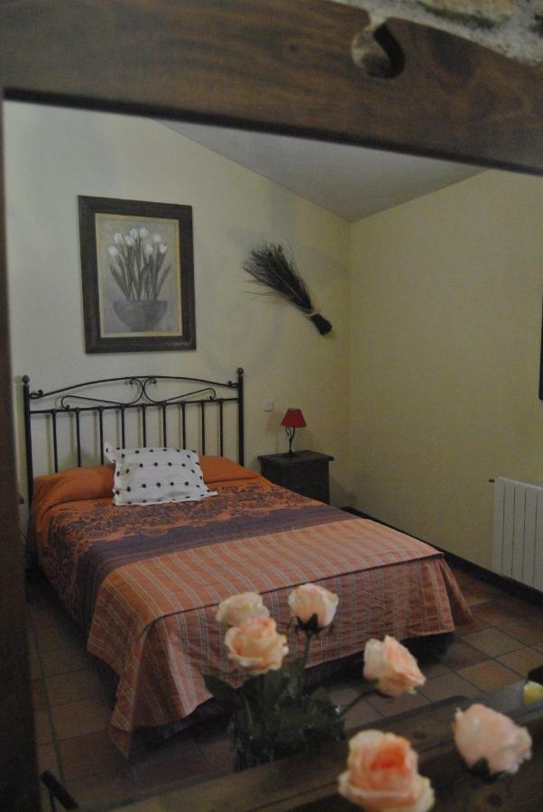 El Pozo Villa La Serna del Monte Bagian luar foto